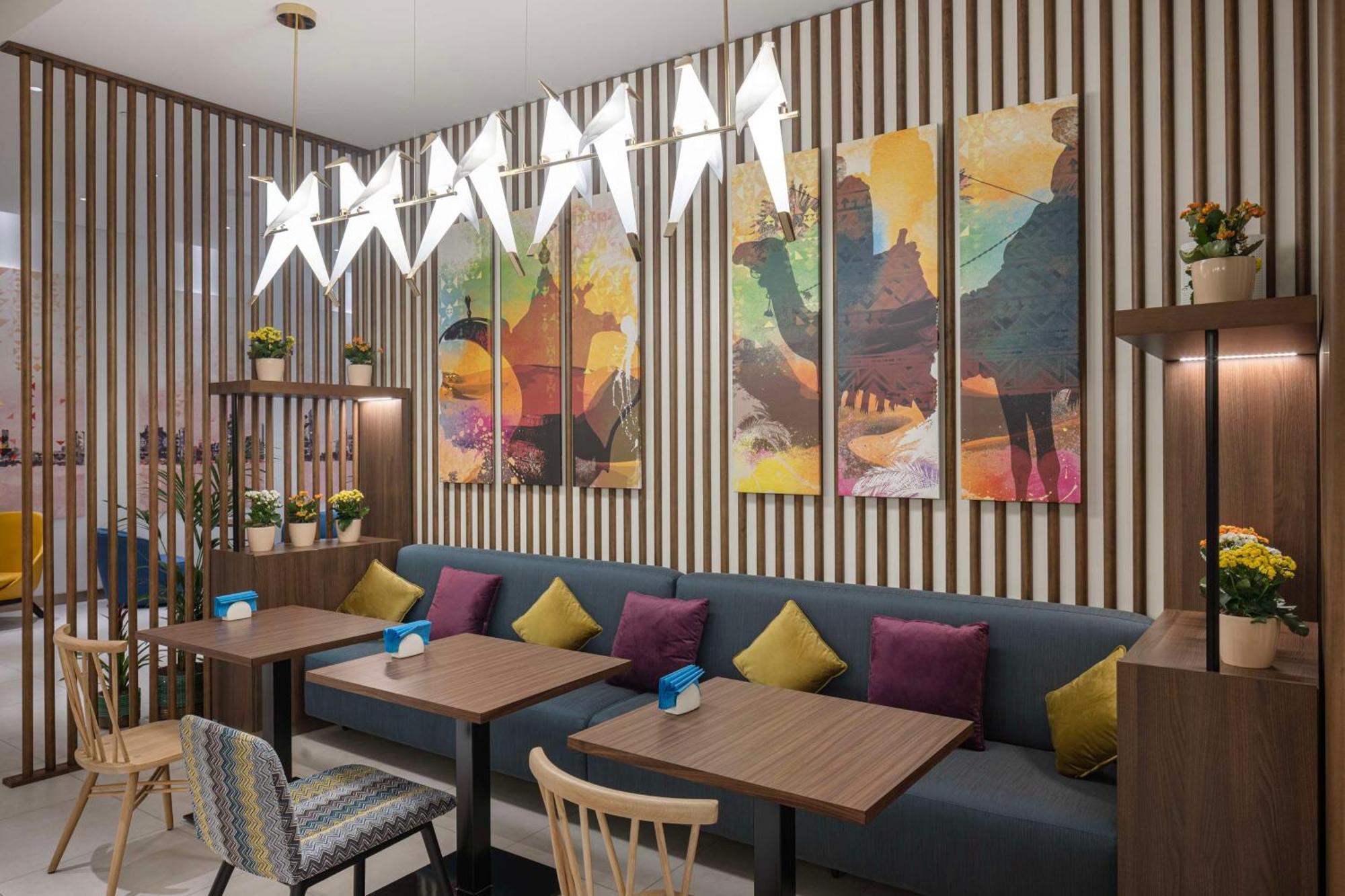 Hampton By Hilton Kuwait Salmiya Hotel Kuwait City Exterior photo