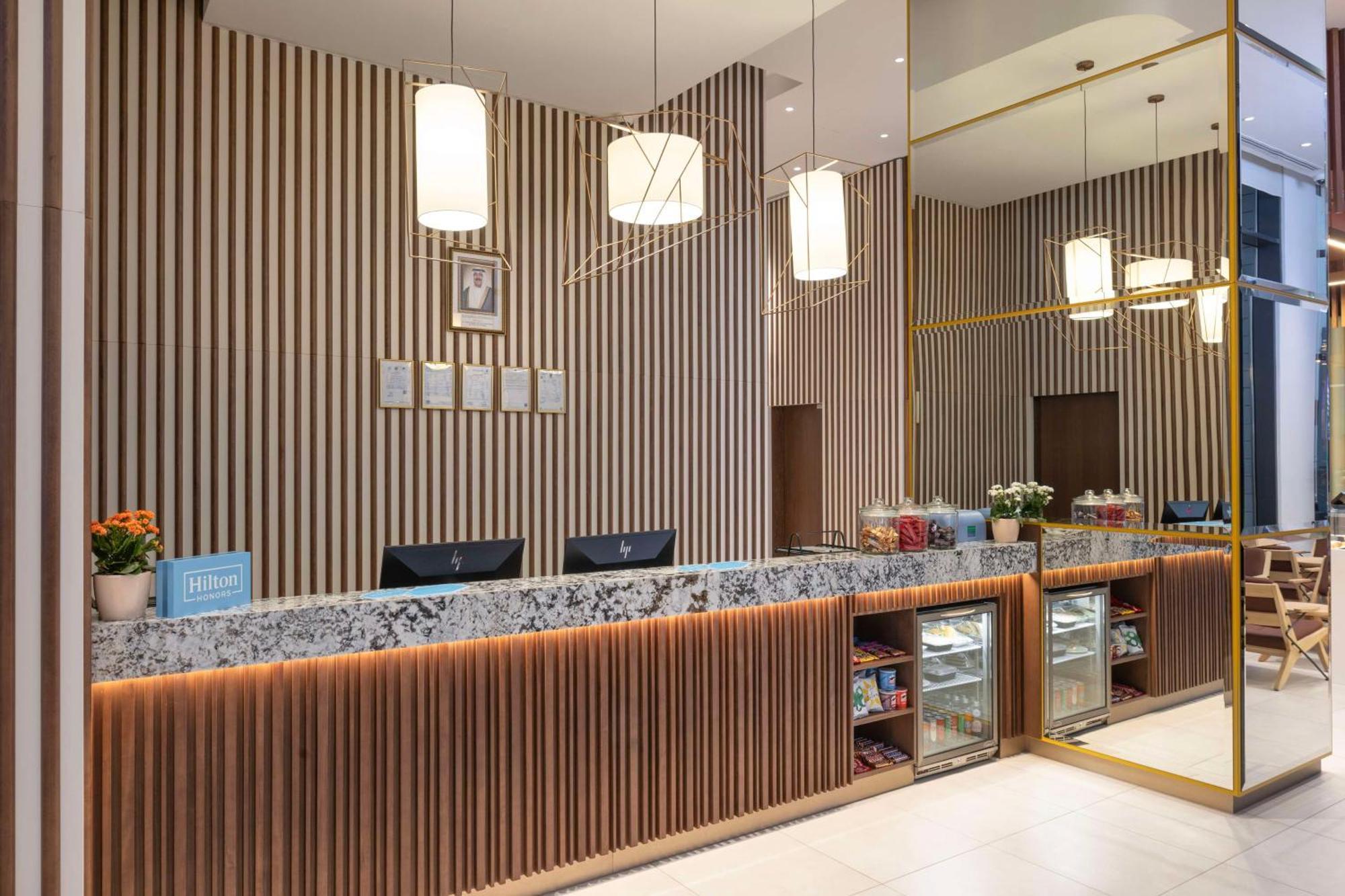 Hampton By Hilton Kuwait Salmiya Hotel Kuwait City Exterior photo